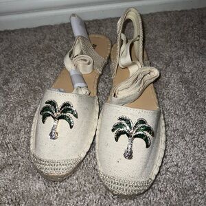 Palm Tree Lace Up Sandals